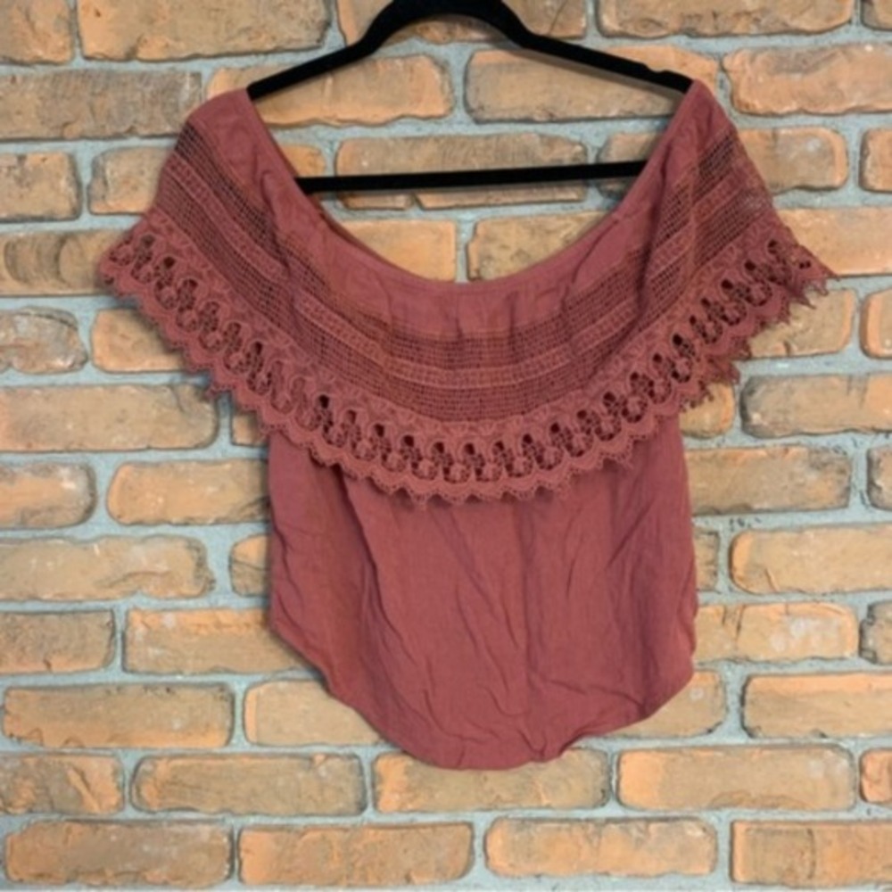 Socialite Off Shoulder Top Womens Size Small Pink Lace Trim Blouse Casual Boho